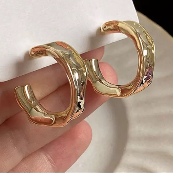 🌙Insta 18K gold plated casual earrings - Picture 7 of 7